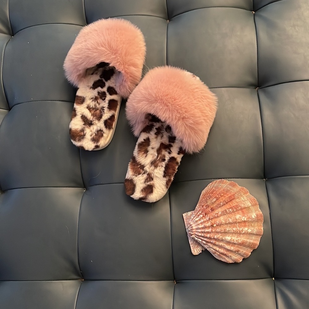 Furry plush slippers